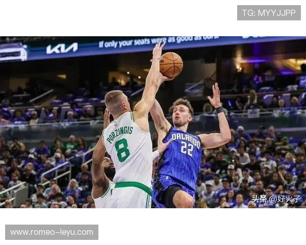 瓦格纳本季场均20+分无球切入胜班切罗拉开空间